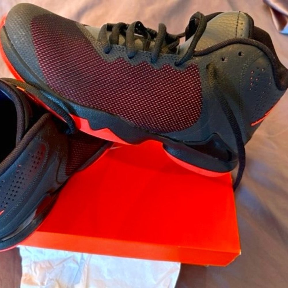 Jordan Super Fly 4 PO Black Infrared 23 Anthracite - YOUTH BNIB / NWOT